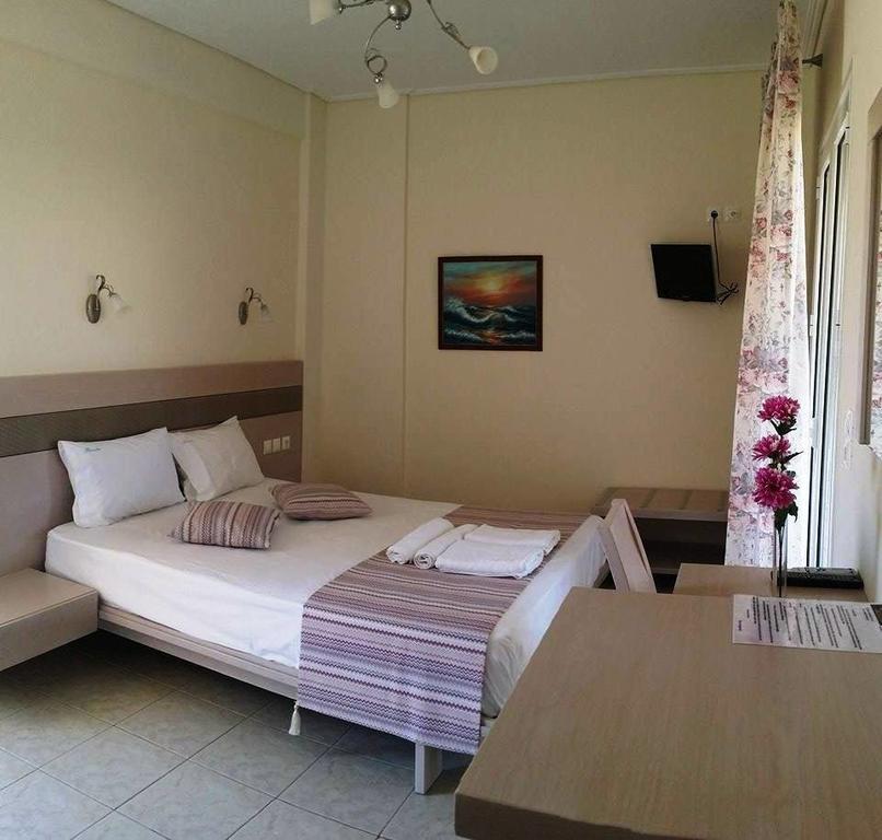 Voula Resort Elafonissos Bilik gambar